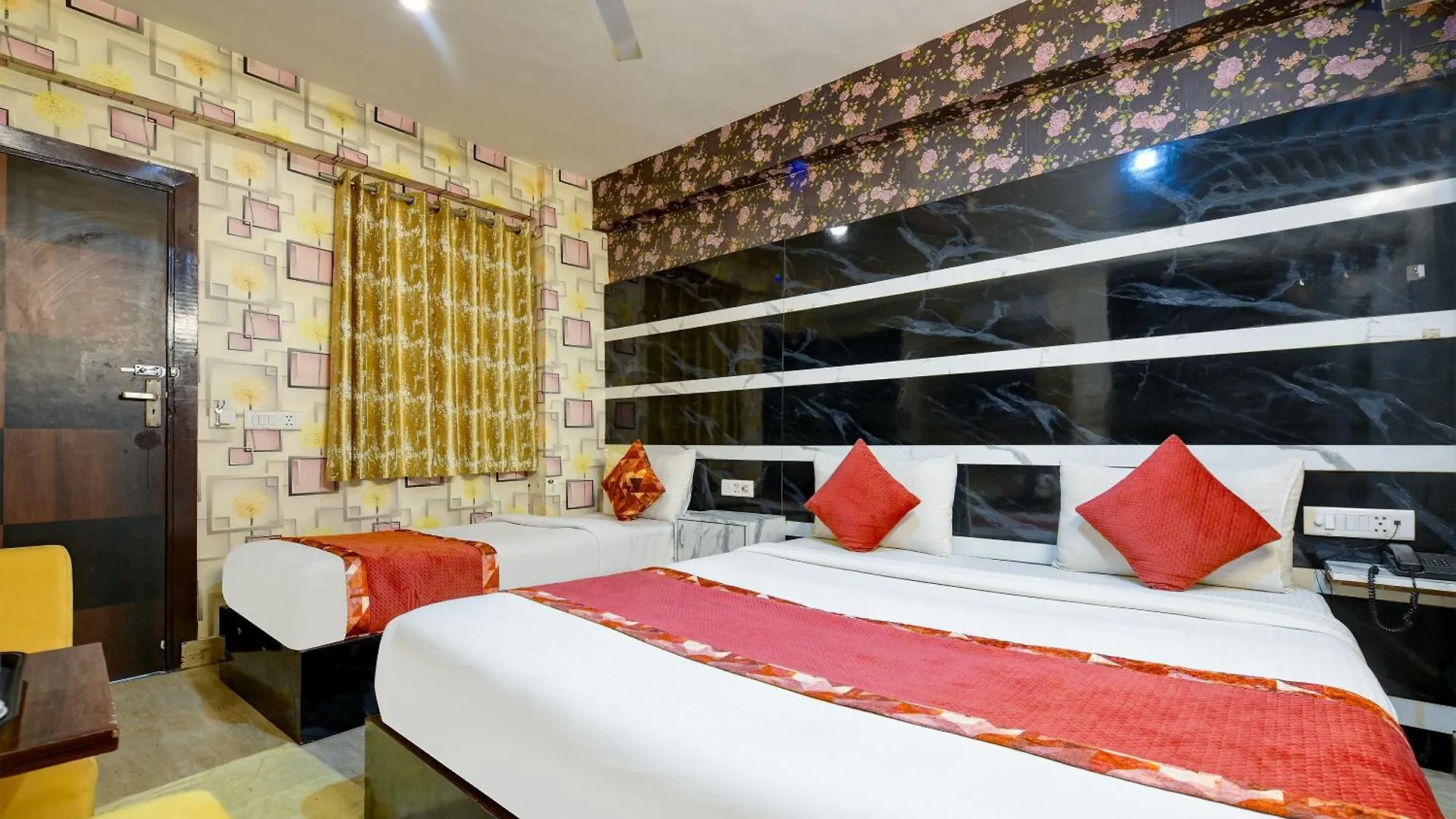 Hotel Park Suites - Near Igi Airport Terminal 3 Νέο Δελχί 3*,