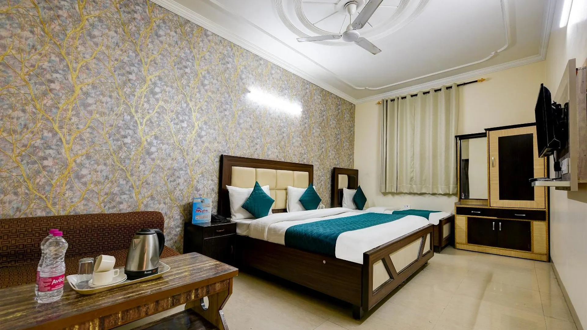 Hotel Park Suites - Near Igi Airport Terminal 3 New Delhi 3*,  India